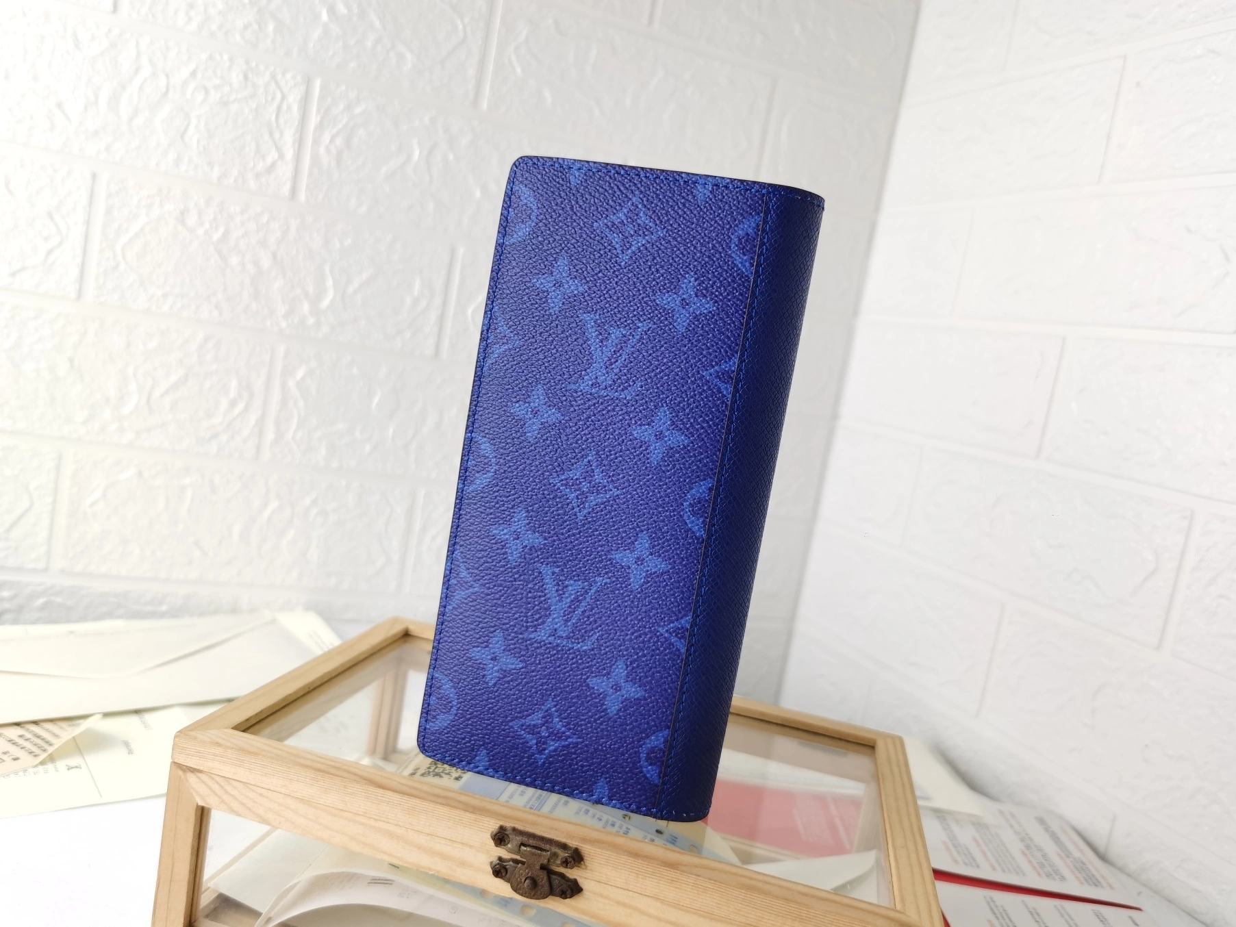 Sophisticated 7214 Louis Vuitton LV Card Case For Unisex