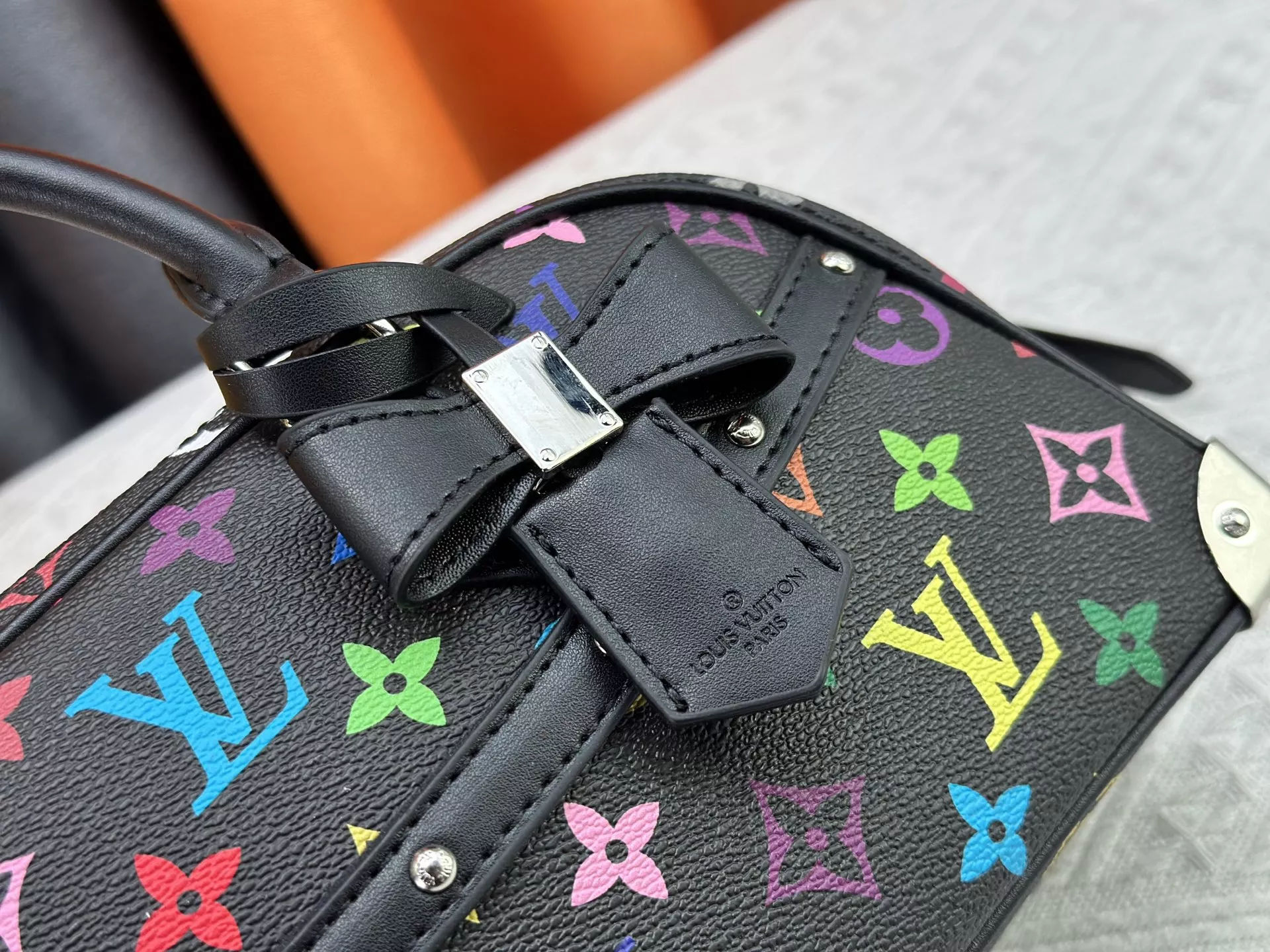 Sophisticated 8062 Louis Vuitton AAA Quality Handbags For Women - Image 6