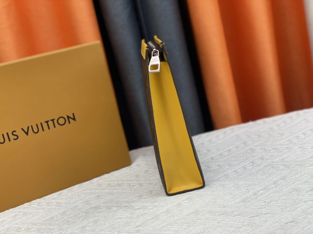 SportInspired 7641 Louis Vuitton LV Wallets For Unisex - Image 3