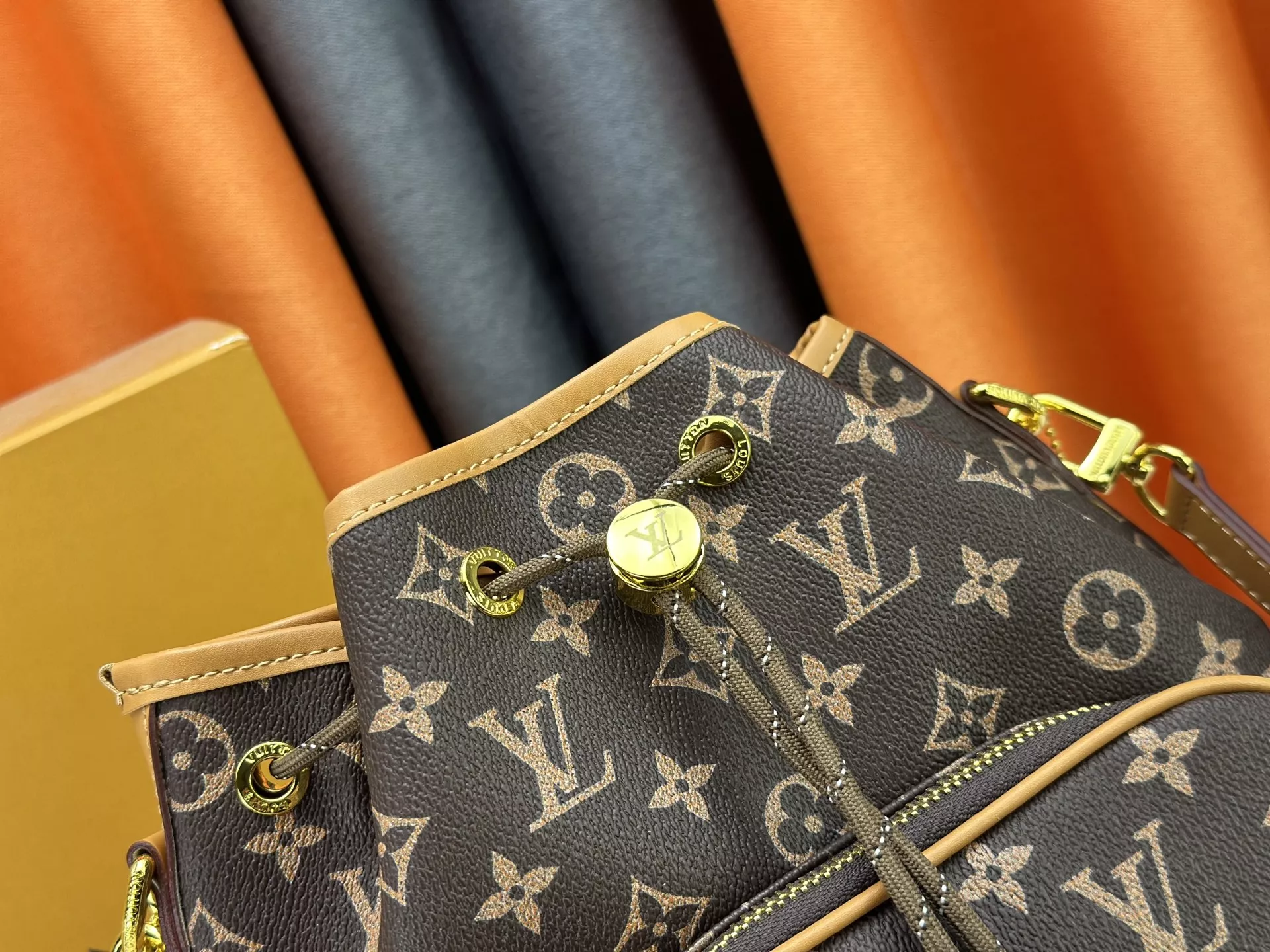 StreetReady 5283 Louis Vuitton AAA Quality Messenger Bags For Women - Image 6