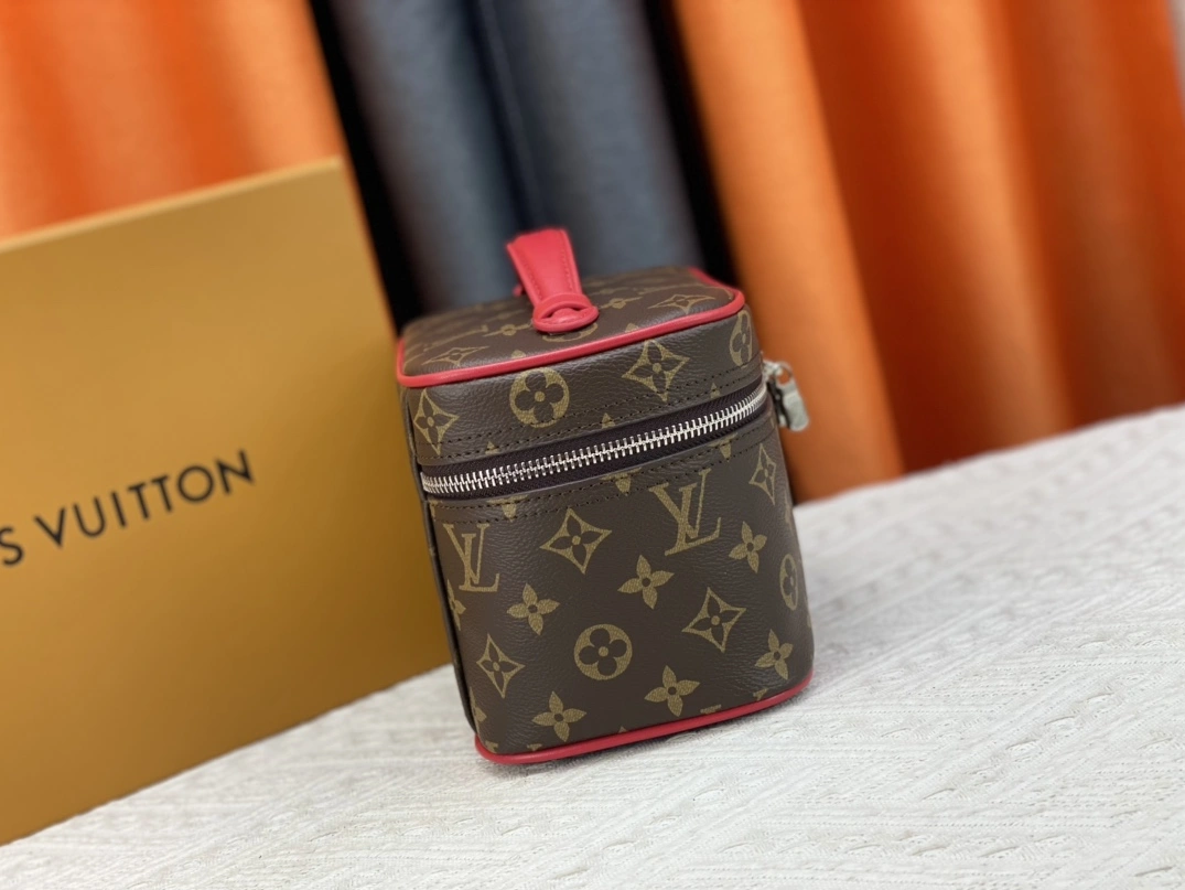 StreetReady 5925 Louis Vuitton AAA Quality Handbags For Women - Image 3