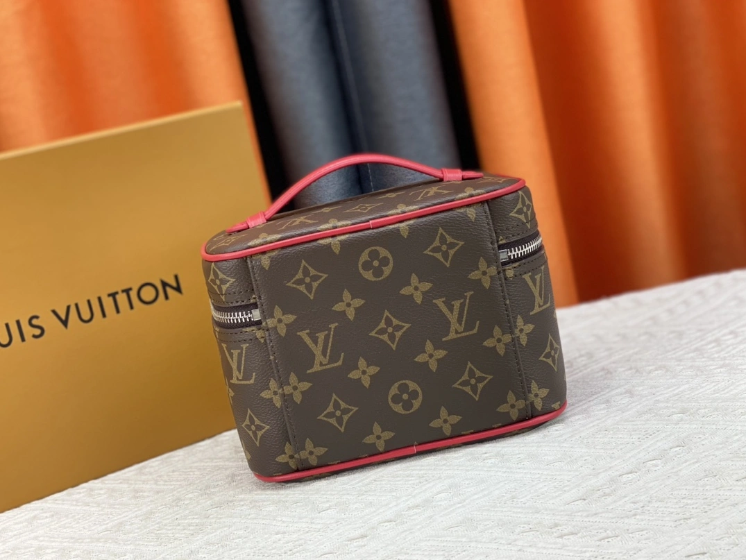 StreetReady 5925 Louis Vuitton AAA Quality Handbags For Women - Image 4