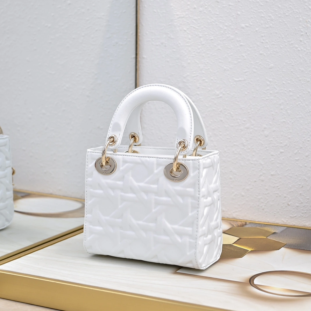 StreetReady 6895 Christian Dior AAA Quality Handbags For Women - Image 3