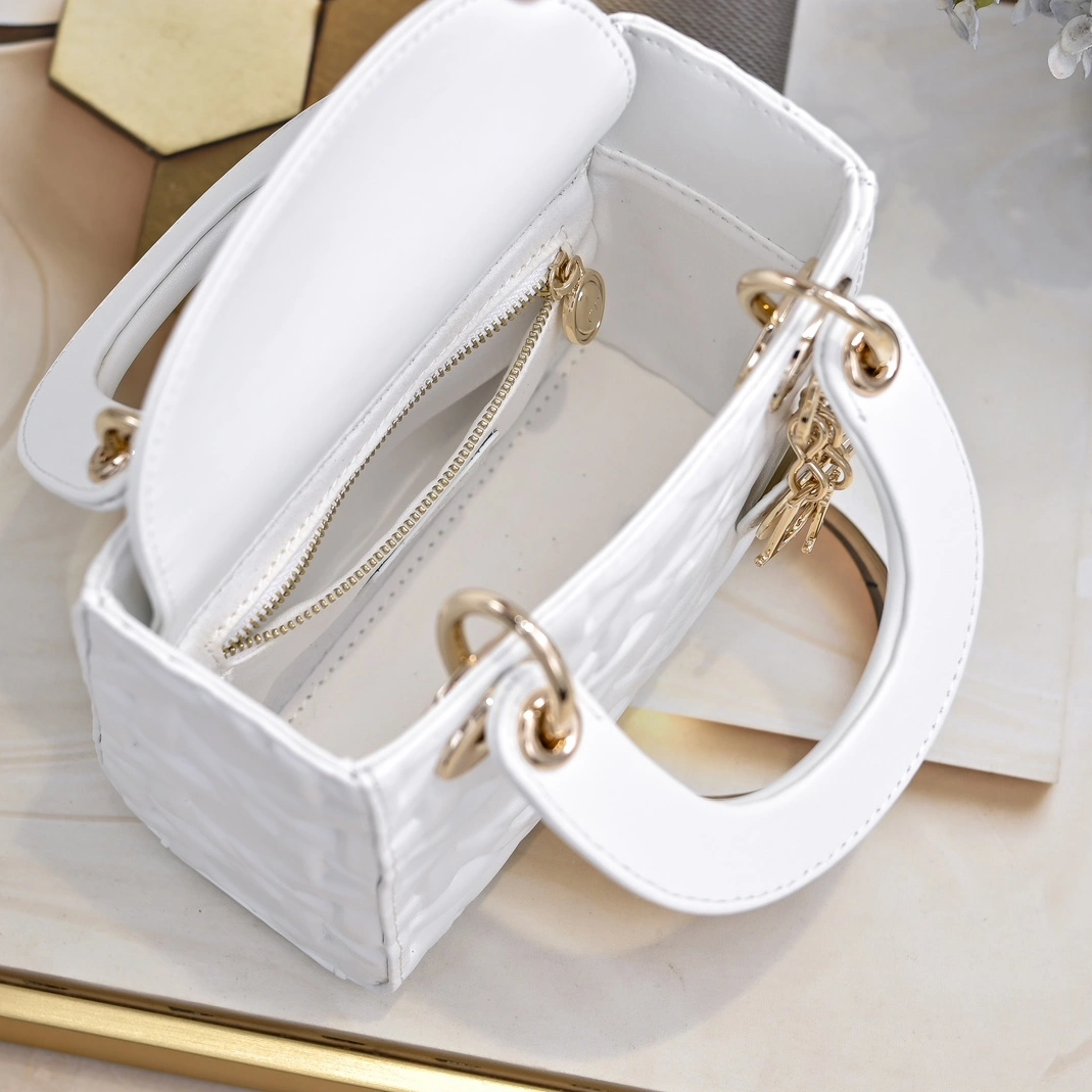 StreetReady 6895 Christian Dior AAA Quality Handbags For Women - Image 6