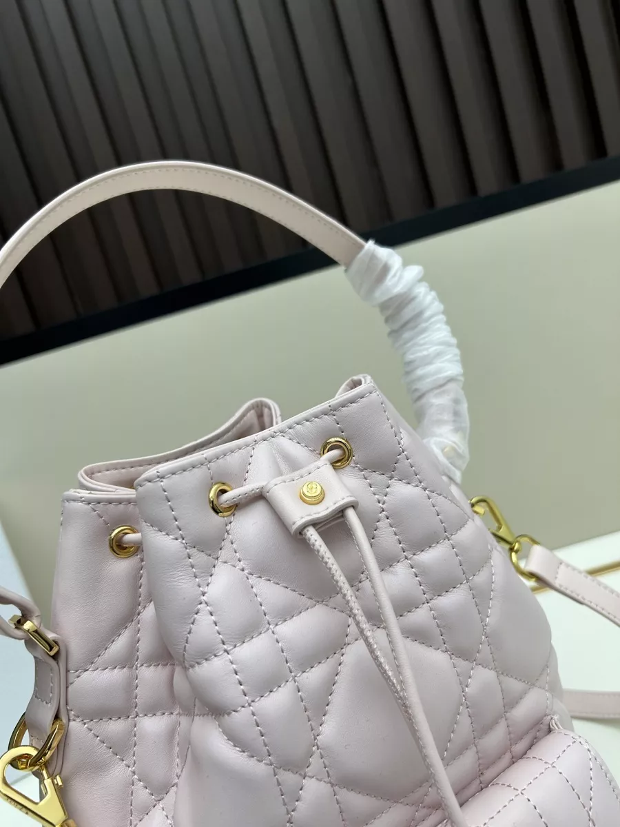 Stylish 6106 Christian Dior AAA Quality Messenger Bags For Women - Image 4