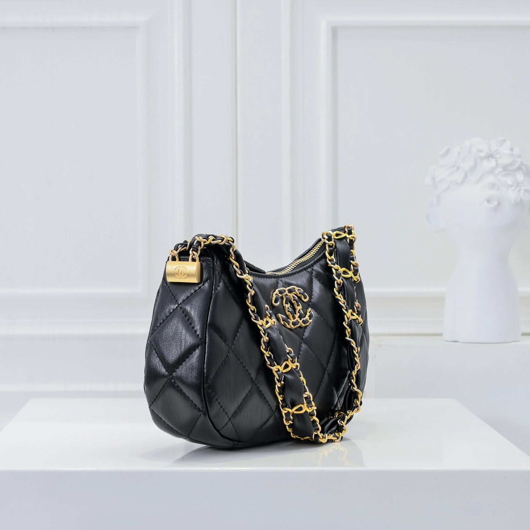 Timeless 9071 Chanel AAA Quality Shoulder Bags For Women