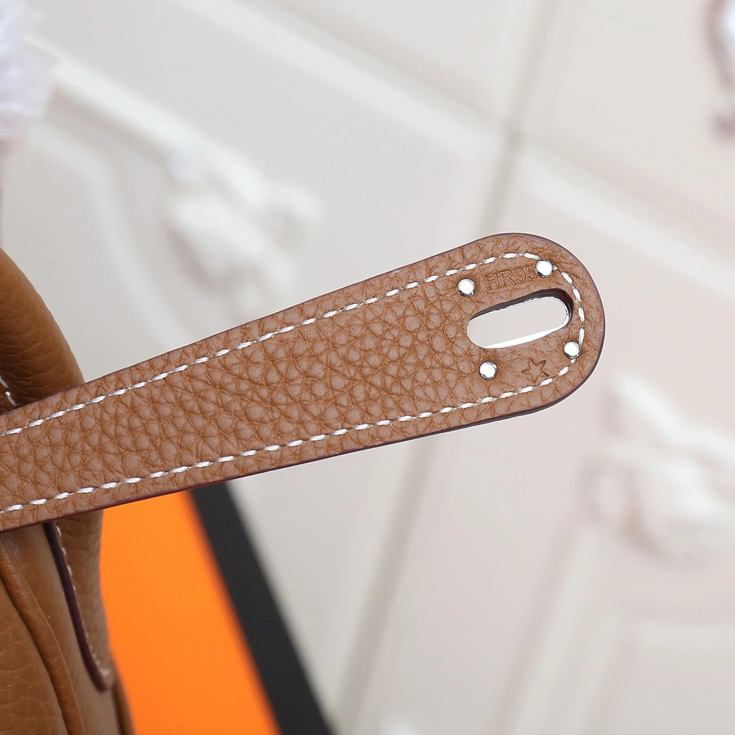 Trendsetting 366 Hermes AAA Quality Handbags For Women - Image 5