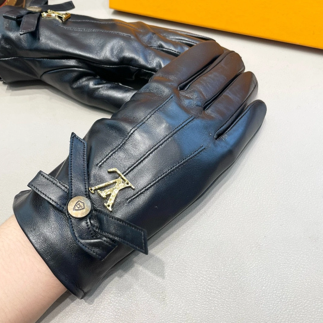 Trendsetting 7597 Louis Vuitton LV Gloves For Women - Image 4