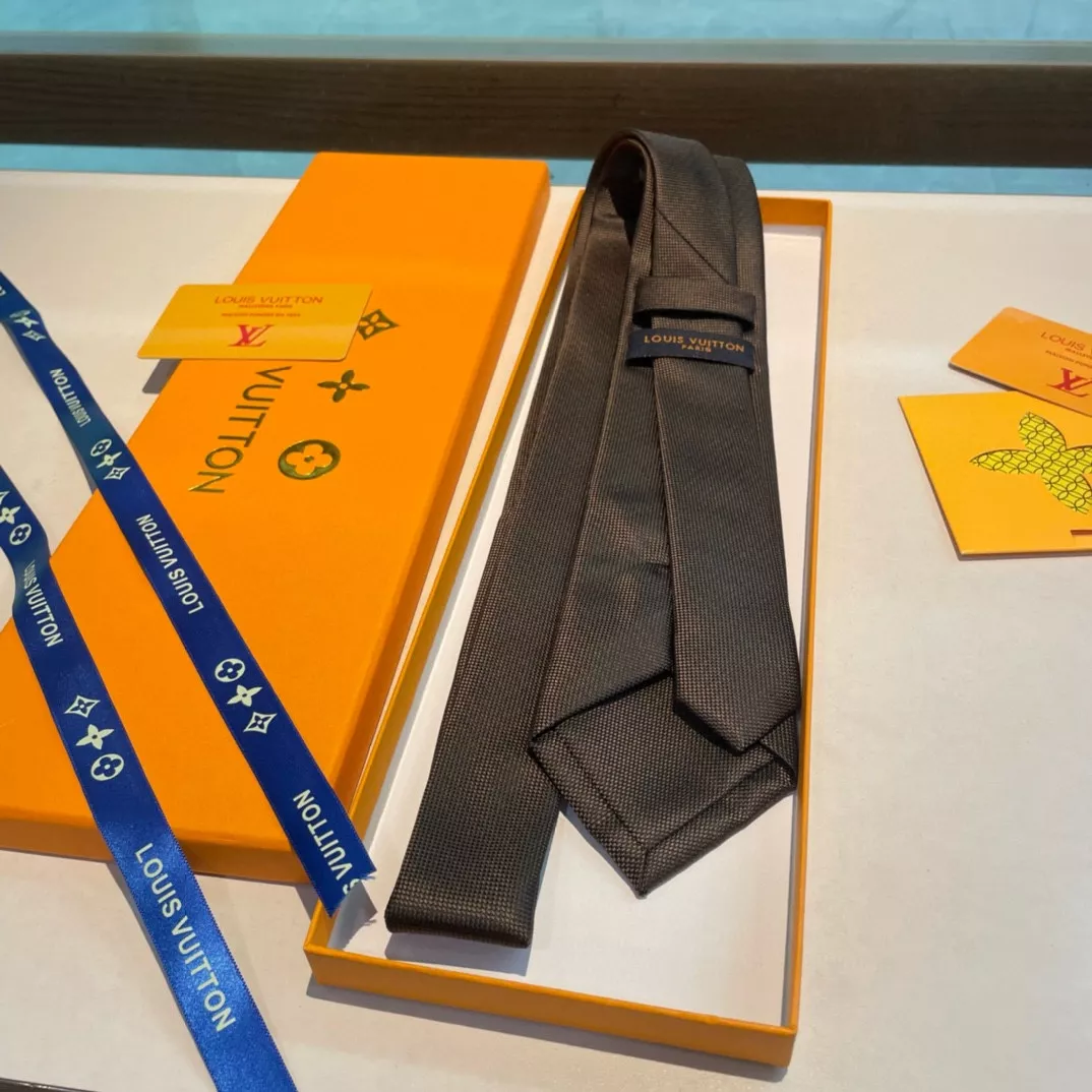Trendsetting 7970 Louis Vuitton LV Necktie - Image 3