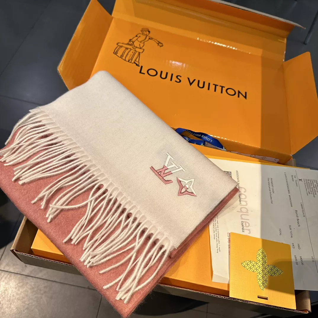 Trendy 1543 Louis Vuitton Scarf For Women