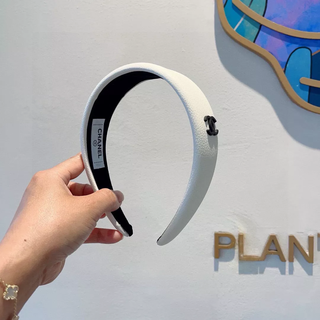 Trendy 1572 Chanel Headband For Women - Image 3