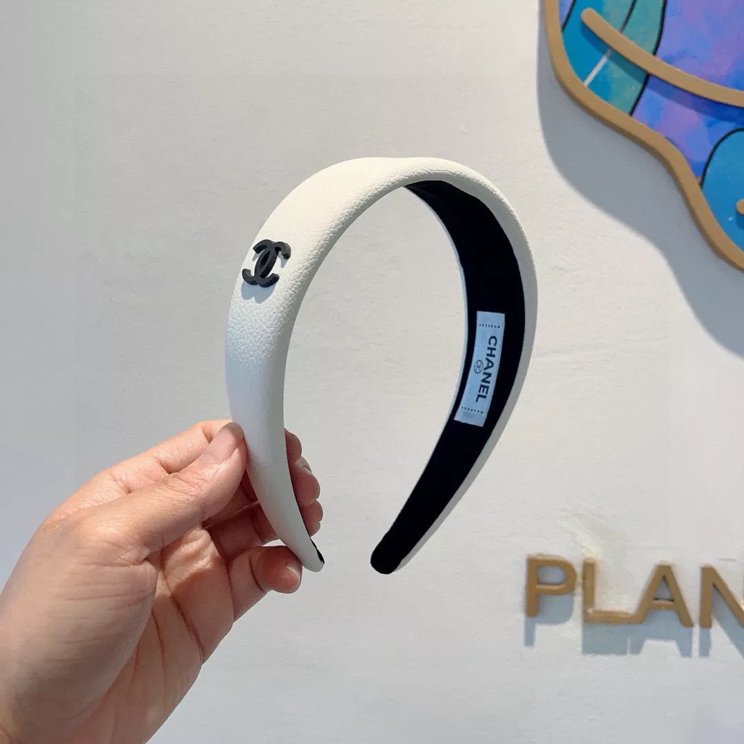 Trendy 1572 Chanel Headband For Women - Image 4