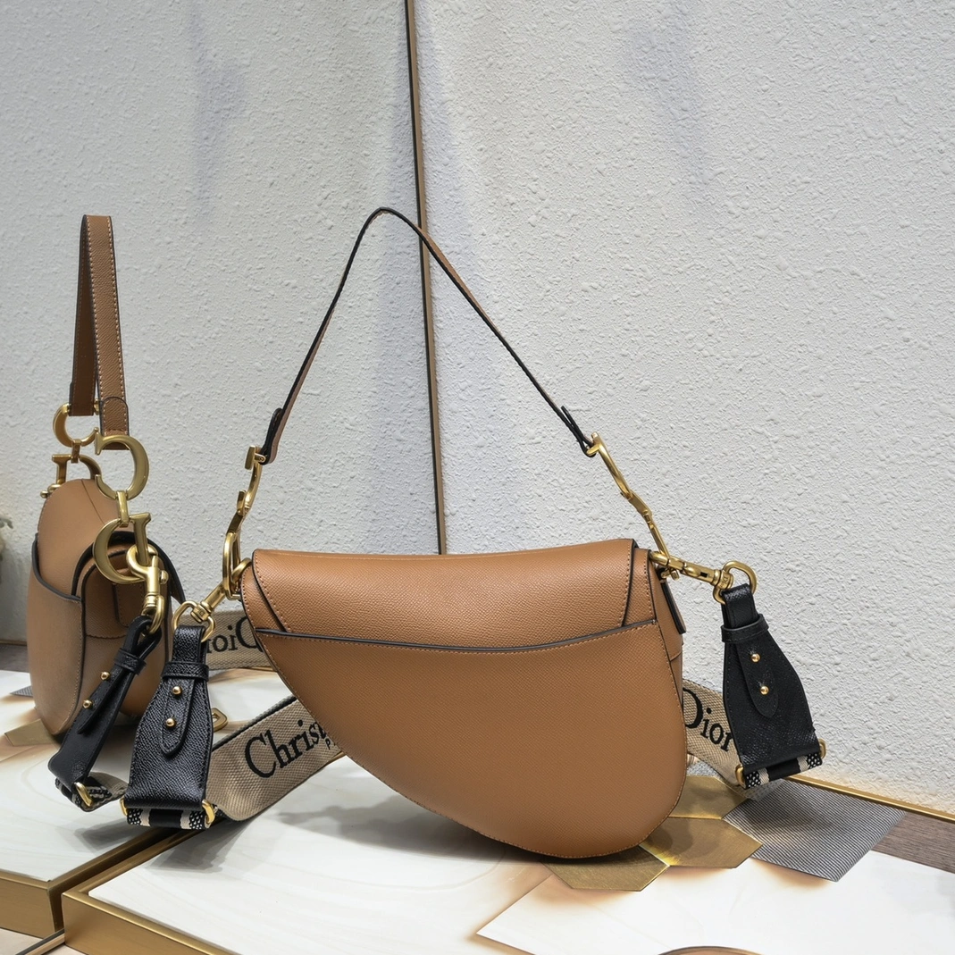 Trendy 8701 Christian Dior AAA Quality Messenger Bags For Women - Image 4