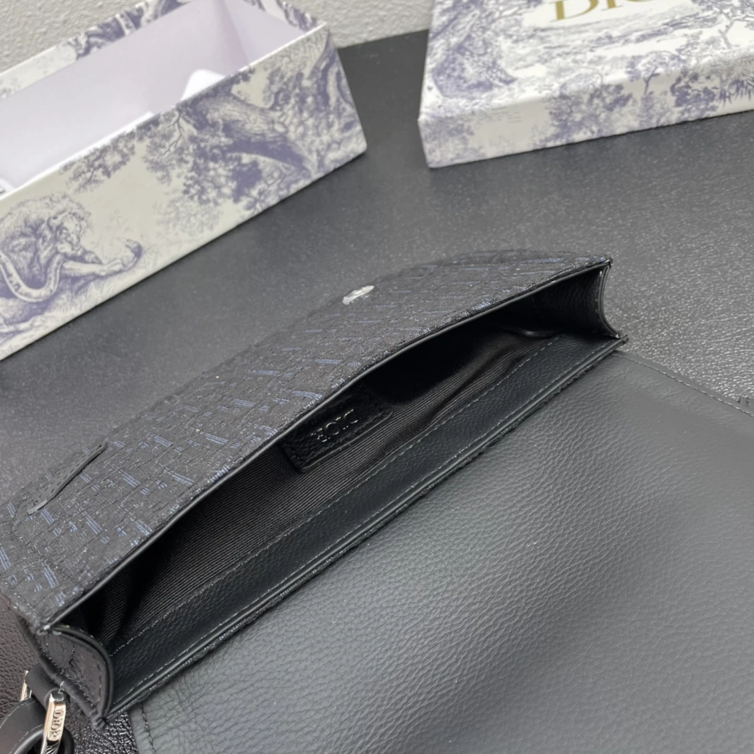 Unique 5585 Christian Dior AAA Man Messenger Bags - Image 8