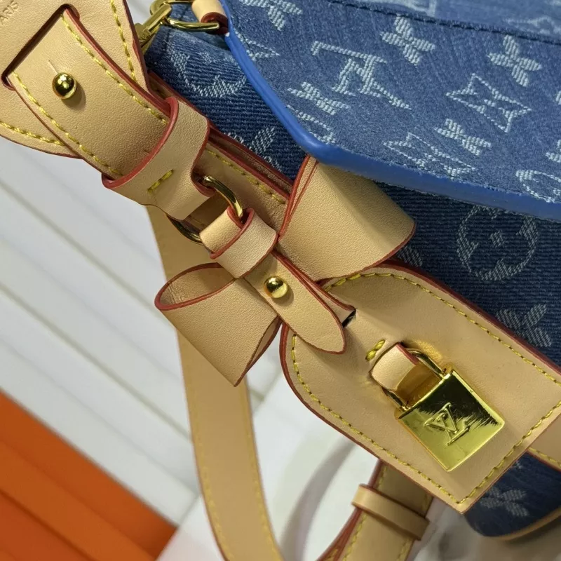 Unique 6499 Louis Vuitton AAA Quality Messenger Bags For Women - Image 5