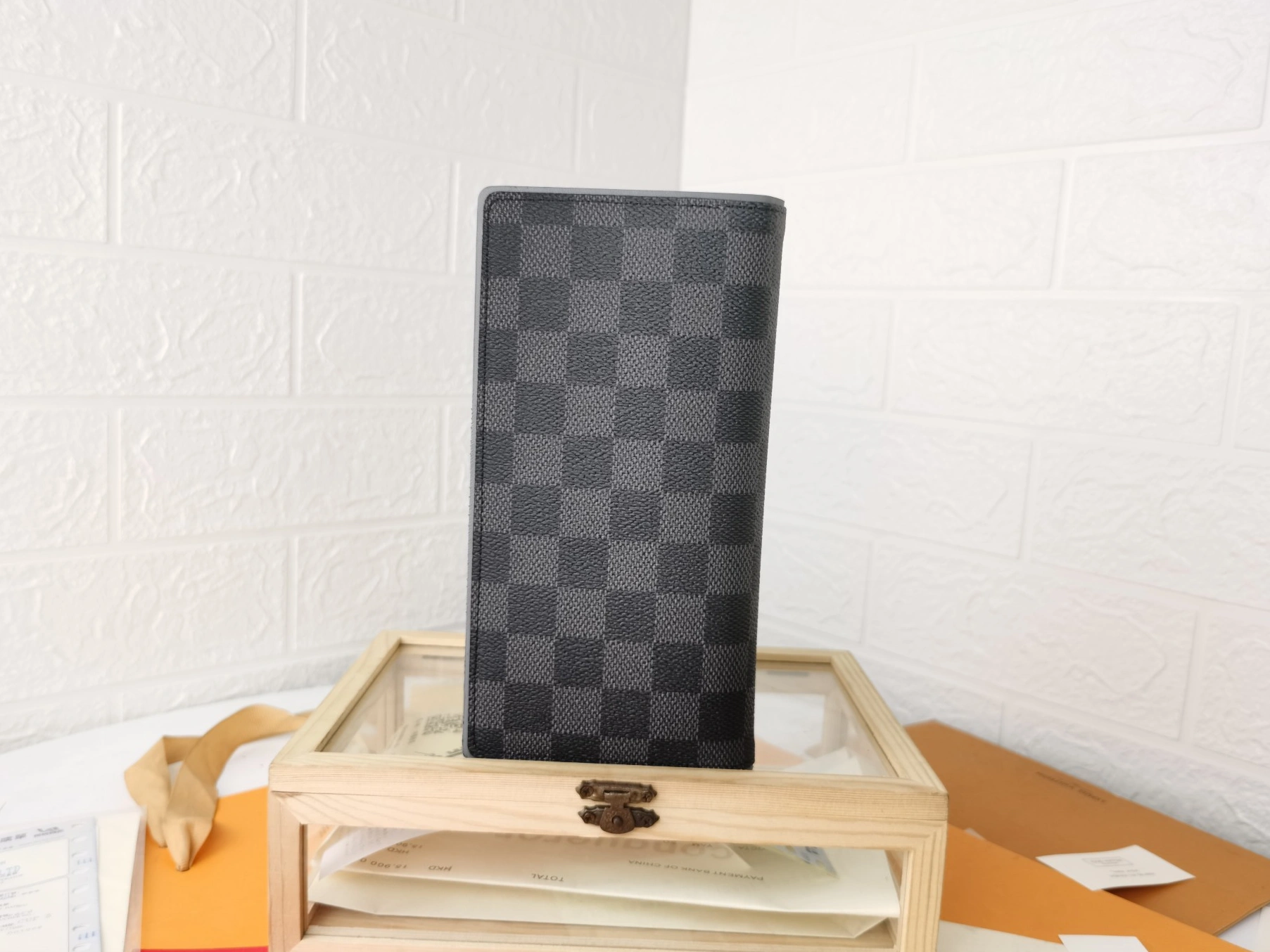 Versatile 4132 Louis Vuitton LV Card Case For Unisex - Image 3