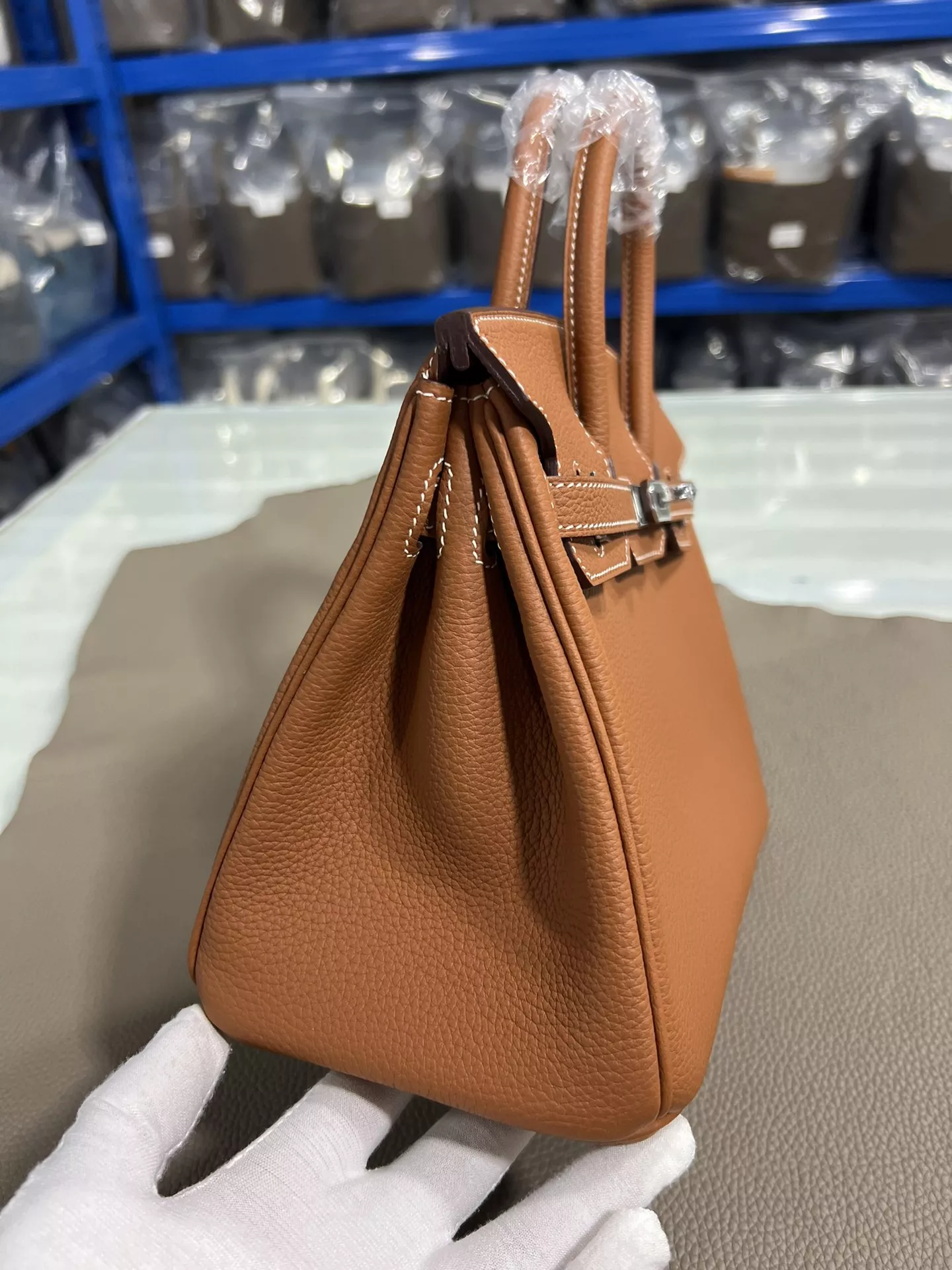 Versatile 6540 Hermes AAA Quality Handbags For Women - Image 3