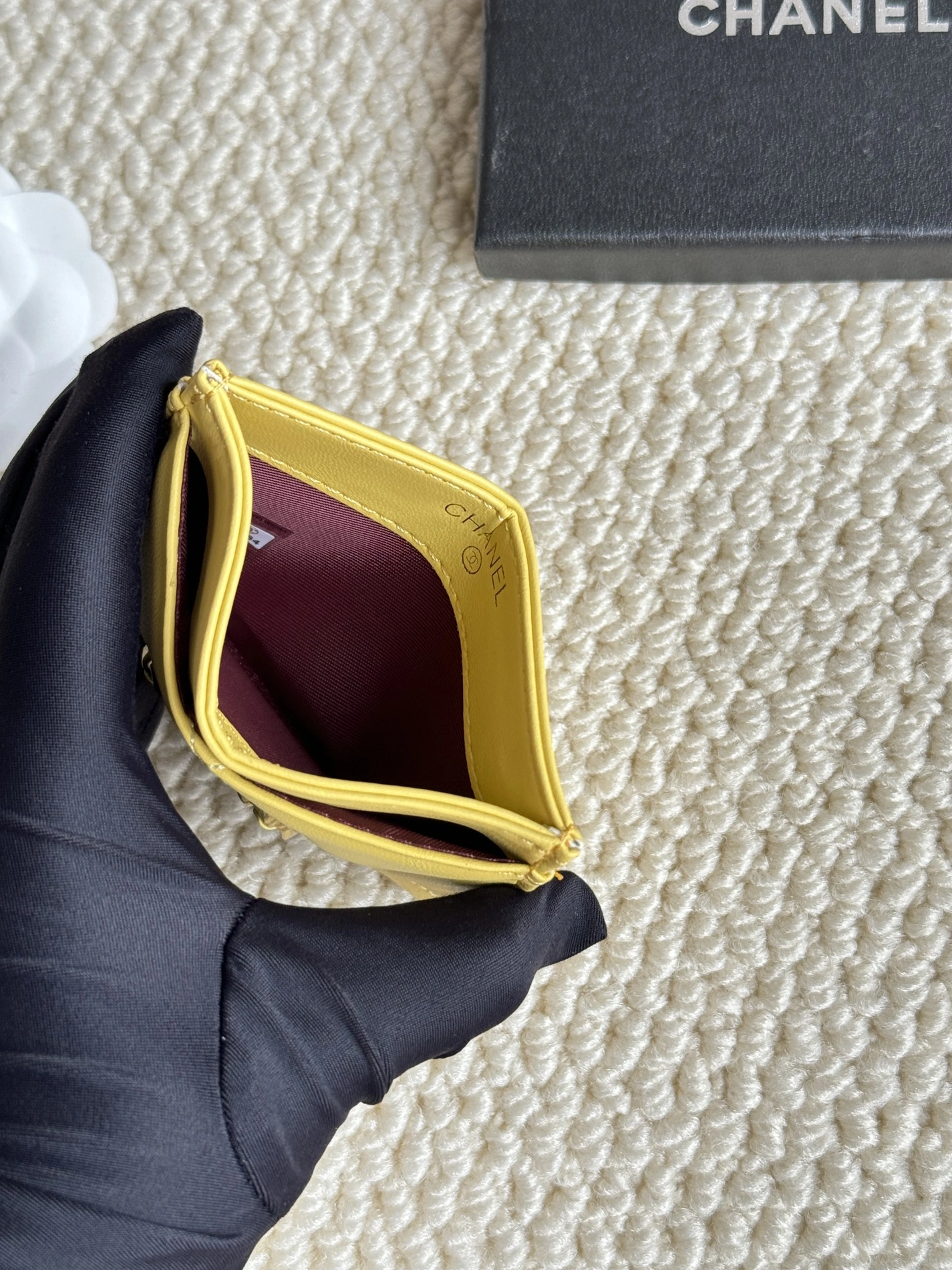 Vibrant 8890 Chanel Card Case - Image 4