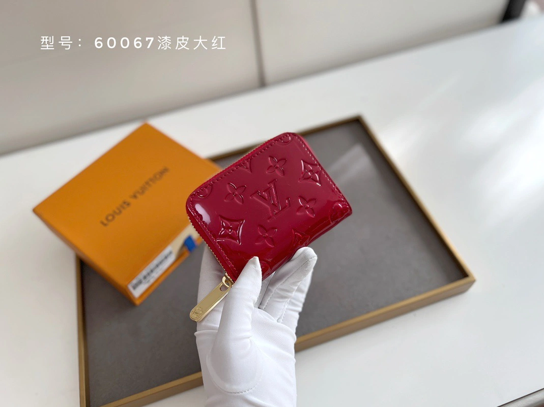 WellDesigned 3561 Louis Vuitton LV Wallets