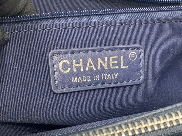 Popular CHANEL TOTE BAG 1182 - Image 9