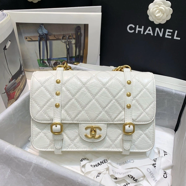 CHANEL FLAP BAG Fashionable 601 - Image 5