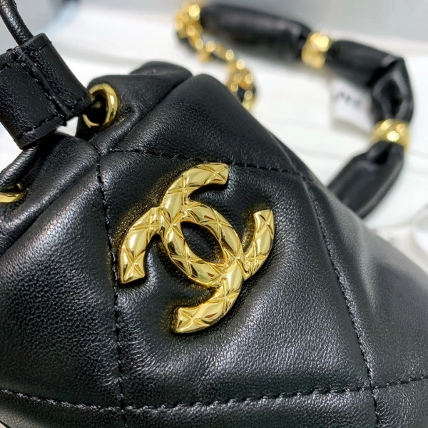 GoodFit CHANEL CHANELUTCH WITH CHAIN 1799 - Image 8