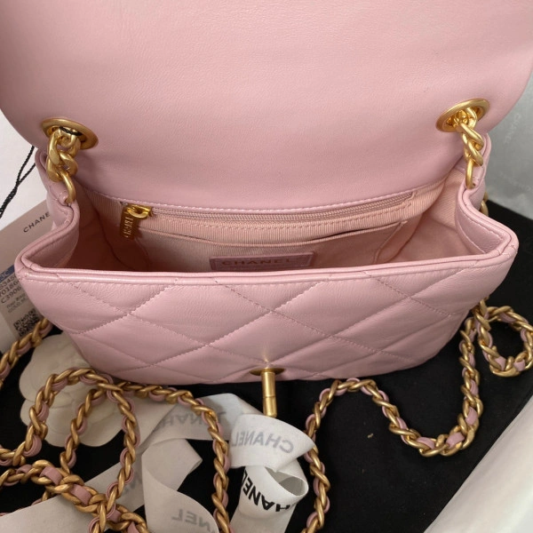 Trendy CHANEL FLAP BAG 470 - Image 8