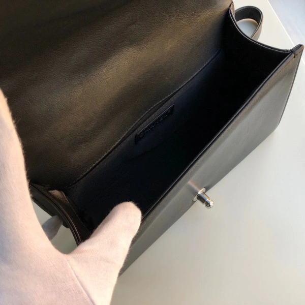 CHANEL BOY BAG 20CM 25CM TopPick 233 - Image 4