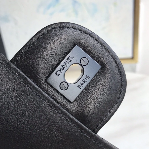 Popular CHANEL FLAP BAG 689 - Image 6