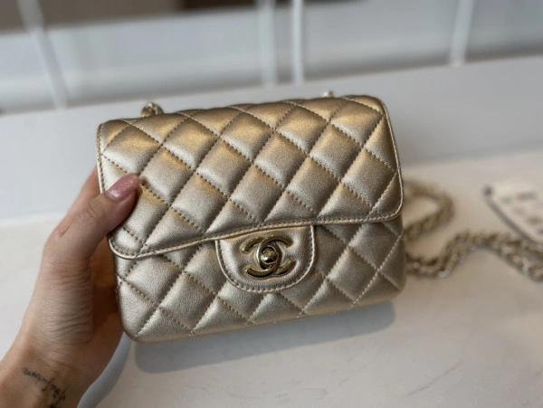 CHANEL FLAP BAG StreetReady 568 - Image 3