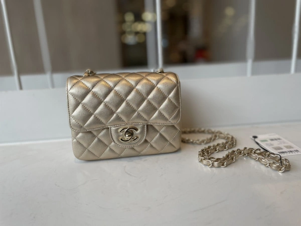 CHANEL FLAP BAG StreetReady 568 - Image 10