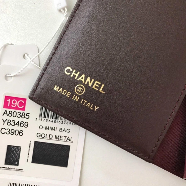 Fashionable CHANEL PASSPORT HOLDER 1819 - Image 10
