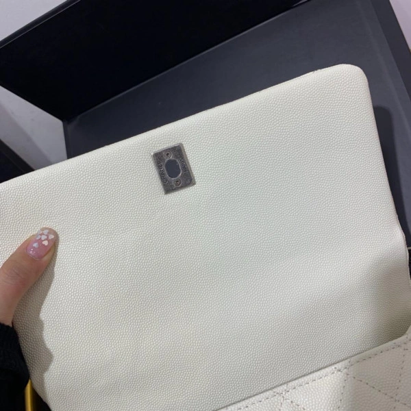 Fashionable CHANEL COCO HANDLE 1104 - Image 5