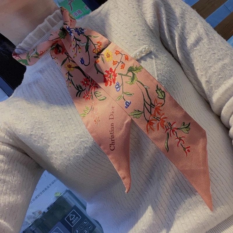 Dior Mitzah Twill Petites Fleurs Motif Silk Pink - Image 3