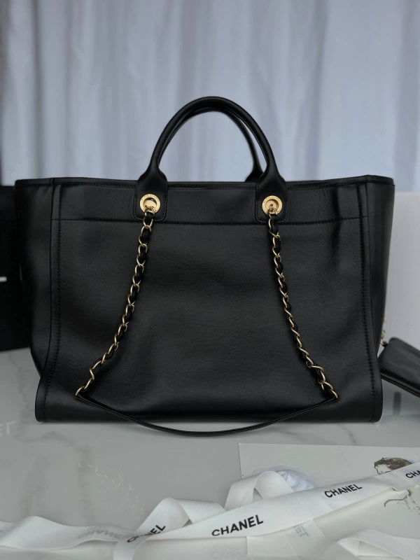 StreetReady CHANEL LARGE TOTE 1161 - Image 3