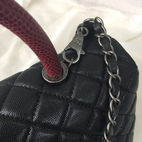 ModernLook CHANEL TOP HANDLE BAG 1067 - Image 8