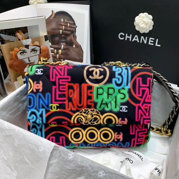 CHANEL 19 FLAP BAG Popular 74 - Image 5