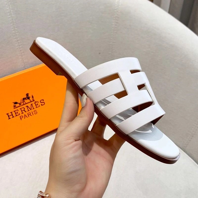 Hermes Amore Slides Women Calfskin In White - Image 3