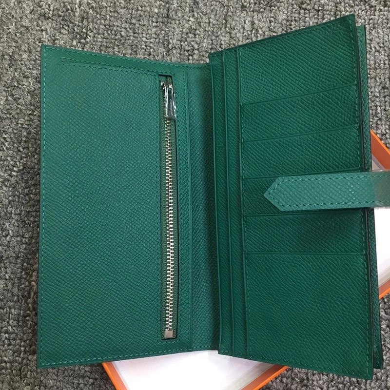 Hermes Bearn Wallet Epsom Leather Palladium Hardware In Green - Image 3