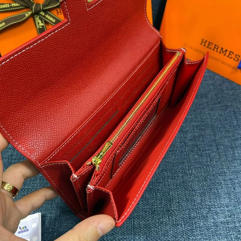 Hermes Constance Wallet Epsom Leather Gold Hardware In Red - Image 4