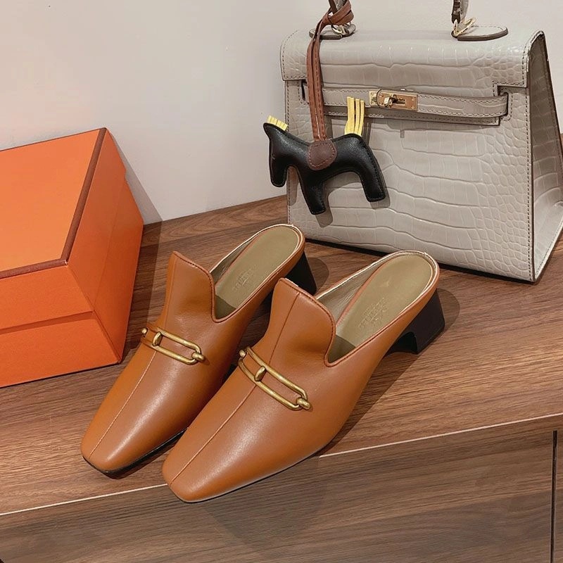 Hermes Diane Heeled Mules Women Calfskin with Roulis Buckle In Brown - Image 3