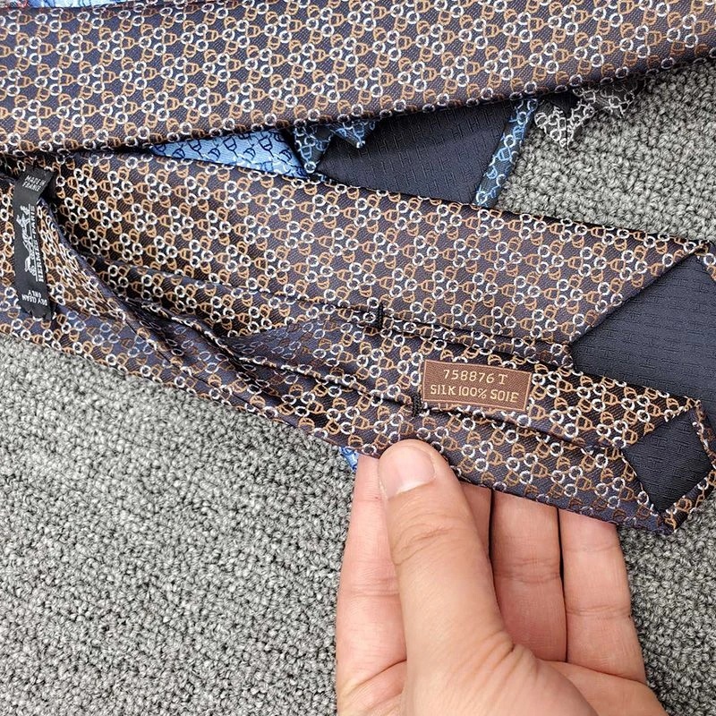 Hermes Etrier Au Carre Ties - Image 3