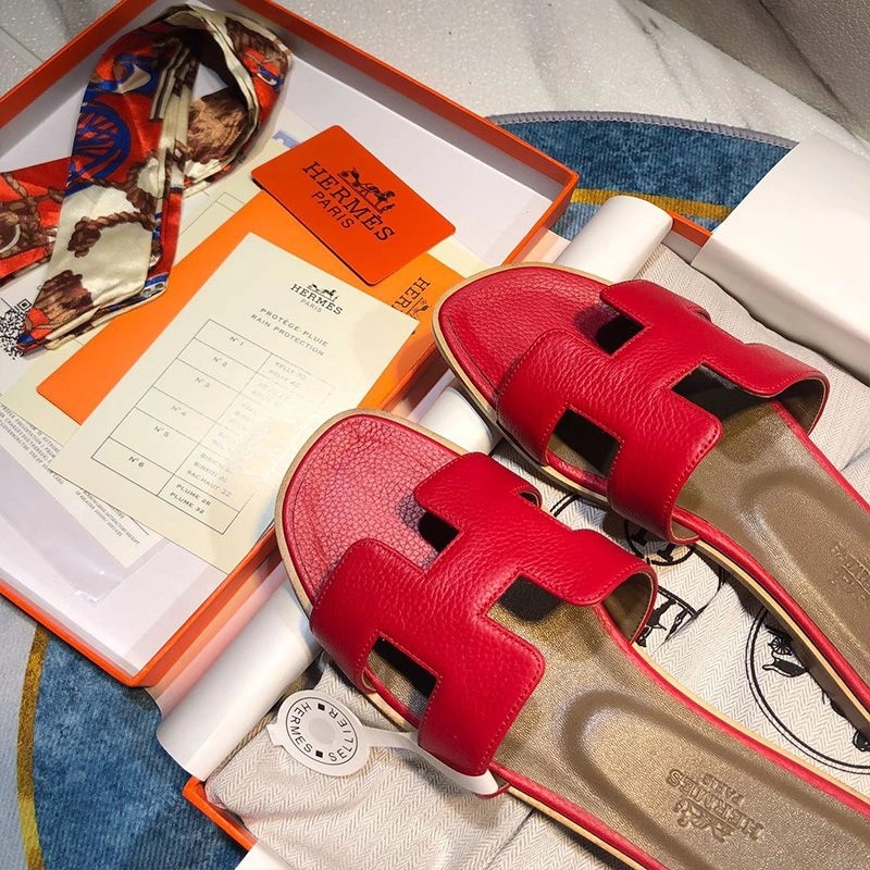 Hermes Oran Slides Women Calf Leather In Red - Image 5