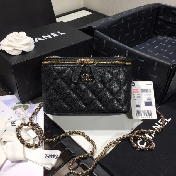 CHANEL VANITY CASE Comfortable 1278 - Image 4