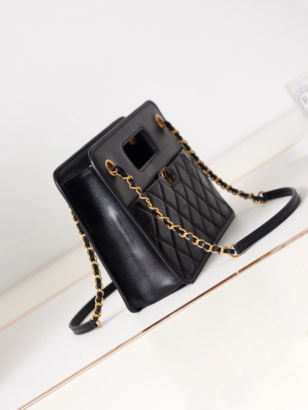 Affordable CHANEL SMALL TOTE 1131 - Image 3