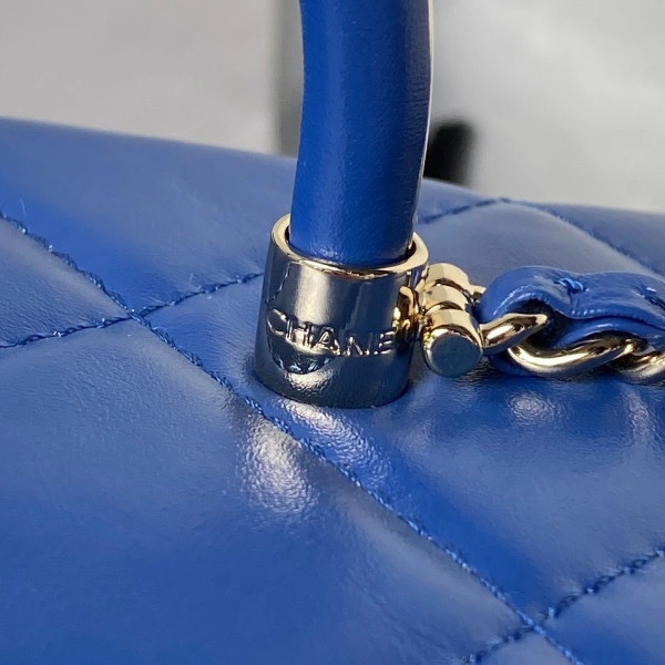 Fashionable CHANEL BOX BAG 1537 - Image 6