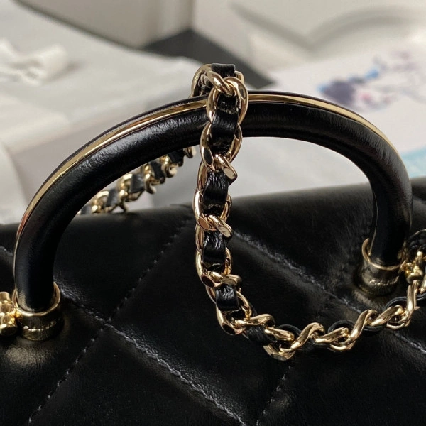 Comfortable CHANEL SMALL BOX BAG 1528 - Image 6