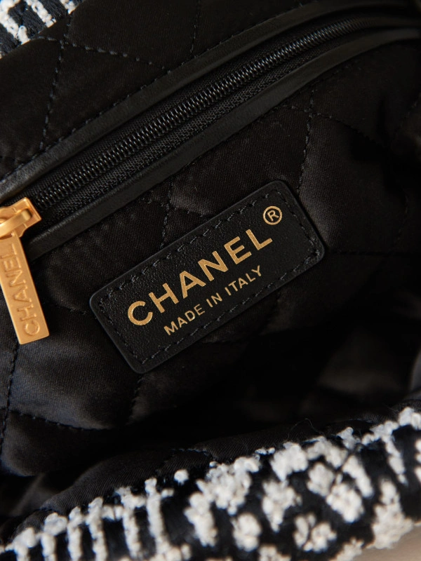 ModernLook CHANEL 22 HANDBAG 1487 - Image 9