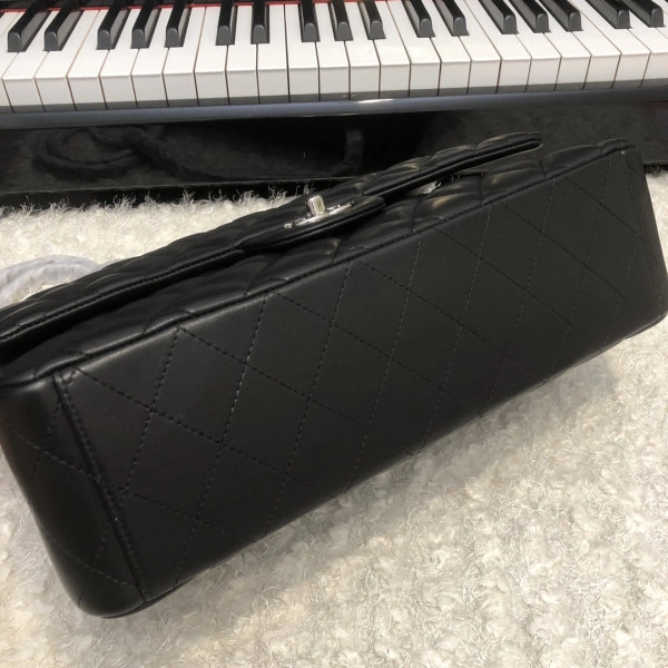 Affordable CHANEL FLAP BAG 340 - Image 6