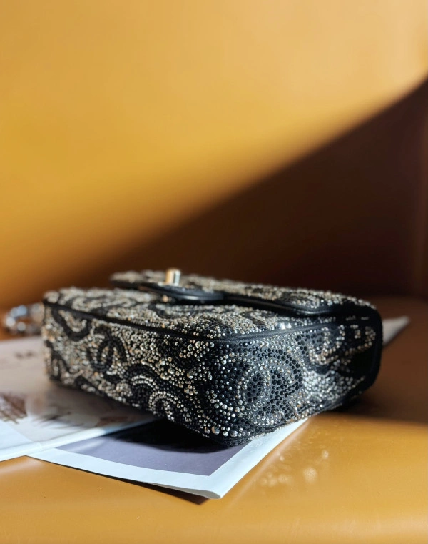 CHANEL FLAP BAG 20CM TopPick 332 - Image 5